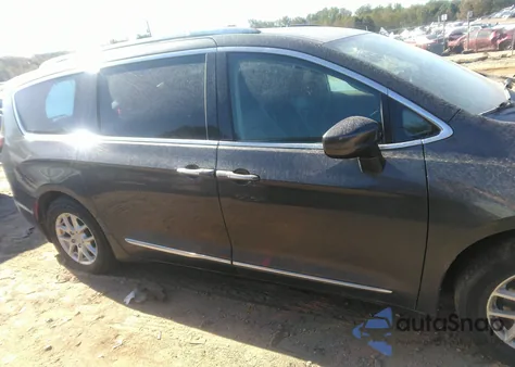 2020 Chrysler Pacifica Touring L from USA, damaged, VIN 2C4RC1BG0LR285341